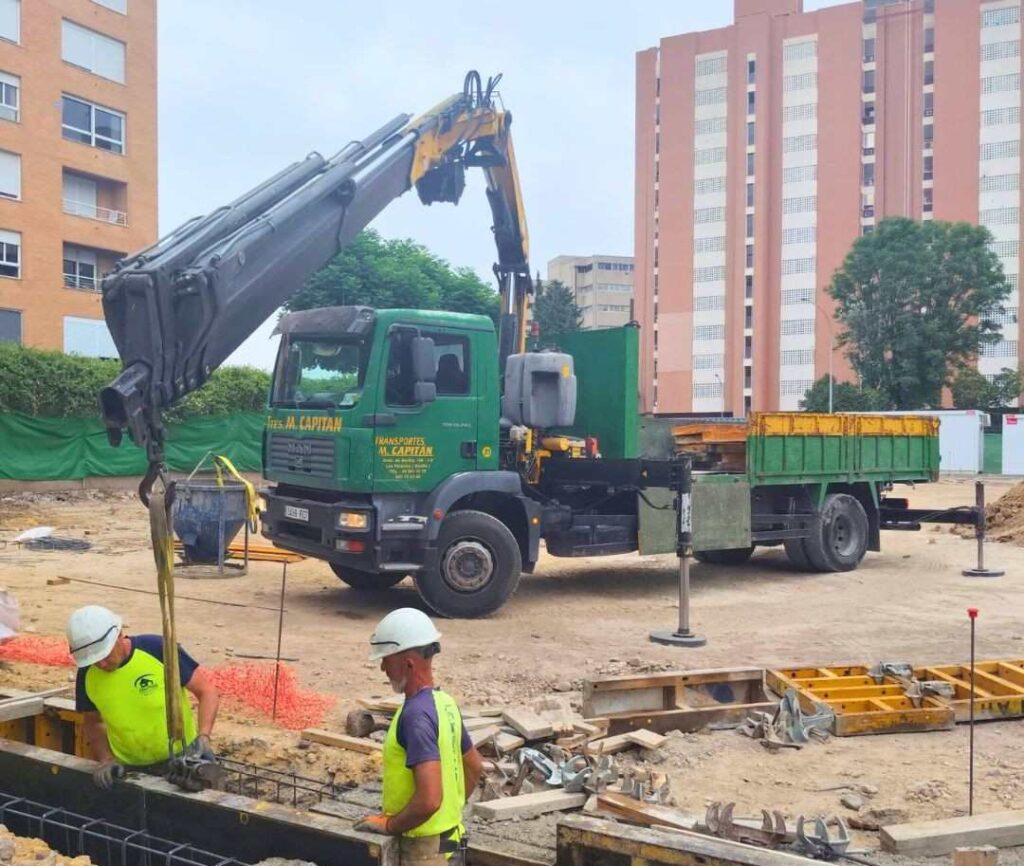 alquiler de grúas para obras 