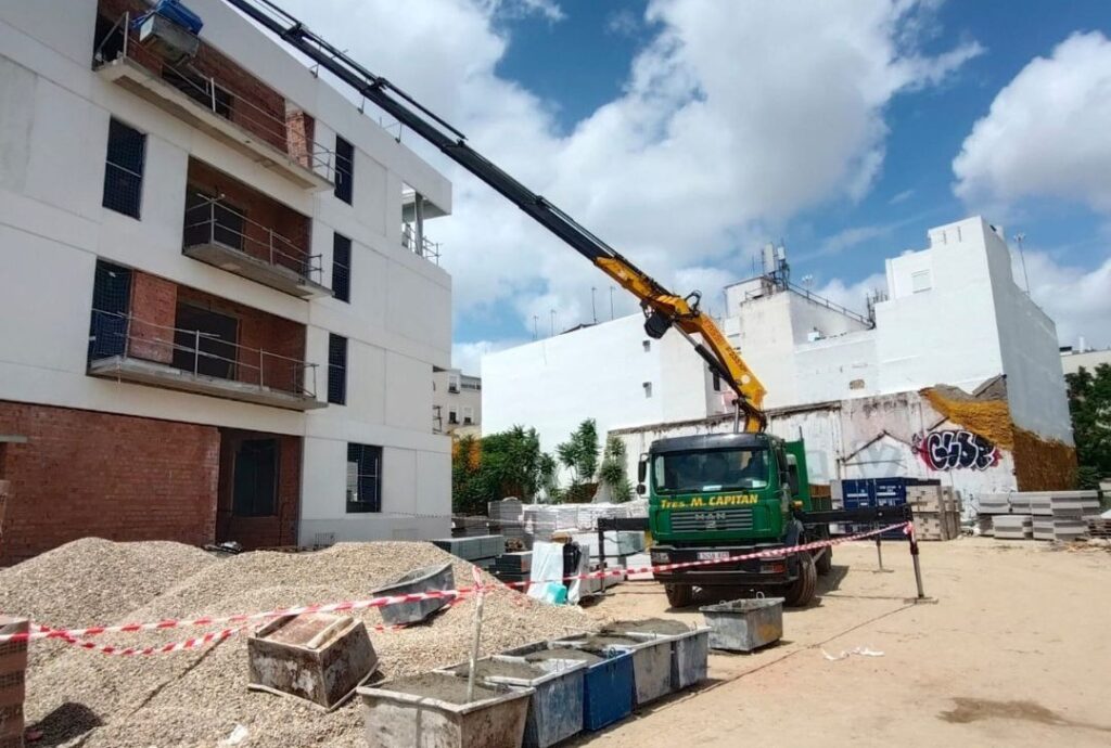 grúas para obras construcción 